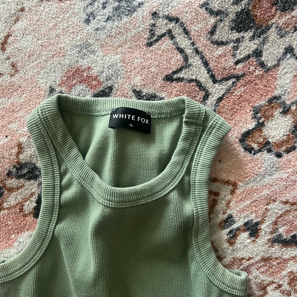 Trendy Tank - Picture 2 of 2